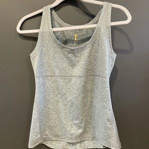 Women’s Lucy workout tank